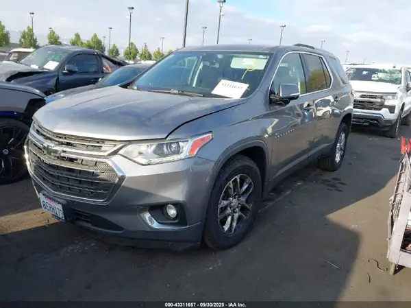 1GNERGKWXJJ274993 2018 CHEVROLET TRAVERSE - Image 2