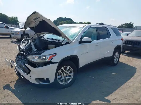 1GNERGKWXJJ280986 2018 CHEVROLET TRAVERSE - Image 2