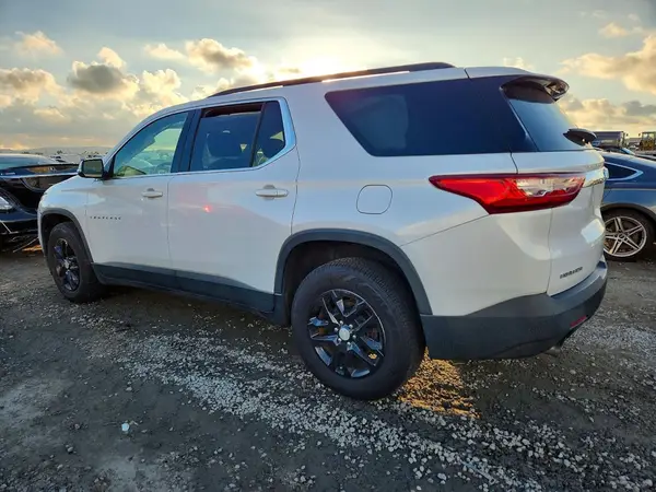 1GNERGKWXKJ114324 2019 CHEVROLET TRAVERSE - Image 2