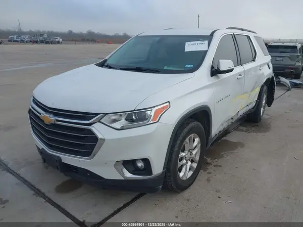 1GNERGKWXKJ122892 2019 CHEVROLET TRAVERSE - Image 2
