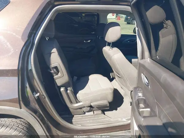 1GNERGKWXKJ151972 2019 CHEVROLET TRAVERSE - Image 8
