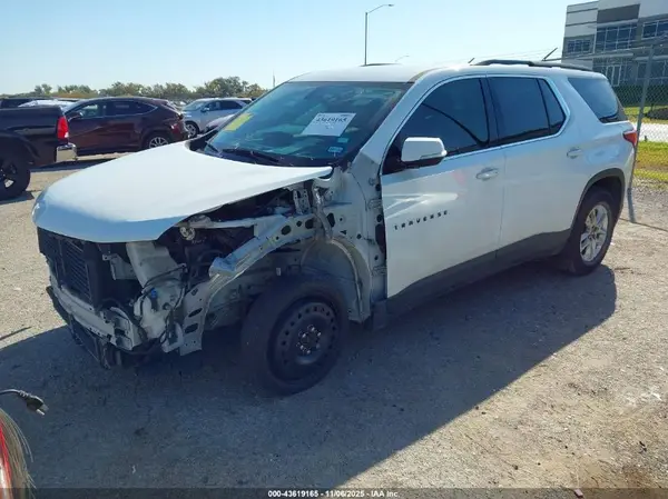 1GNERGKWXKJ199472 2019 CHEVROLET TRAVERSE - Image 2