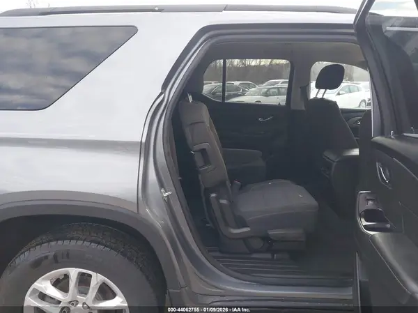 1GNERGKWXKJ215847 2019 CHEVROLET TRAVERSE - Image 8