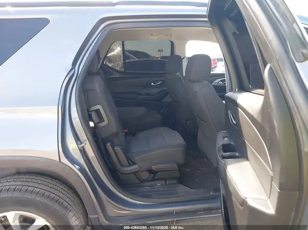 1GNERGKWXKJ228453 2019 CHEVROLET TRAVERSE - Image 8