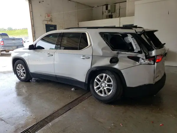 1GNERGKWXKJ274526 2019 CHEVROLET TRAVERSE - Image 2