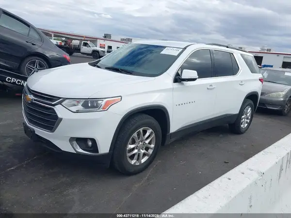 1GNERGKWXKJ296557 2019 CHEVROLET TRAVERSE - Image 2