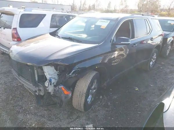 1GNERGKWXKJ302115 2019 CHEVROLET TRAVERSE - Image 2