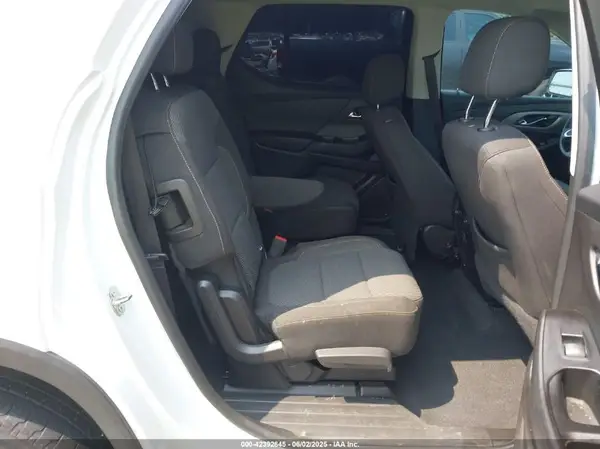 1GNERGKWXKJ320694 2019 CHEVROLET TRAVERSE - Image 8
