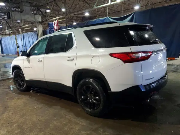 1GNERGKWXLJ327985 2020 CHEVROLET TRAVERSE - Image 2