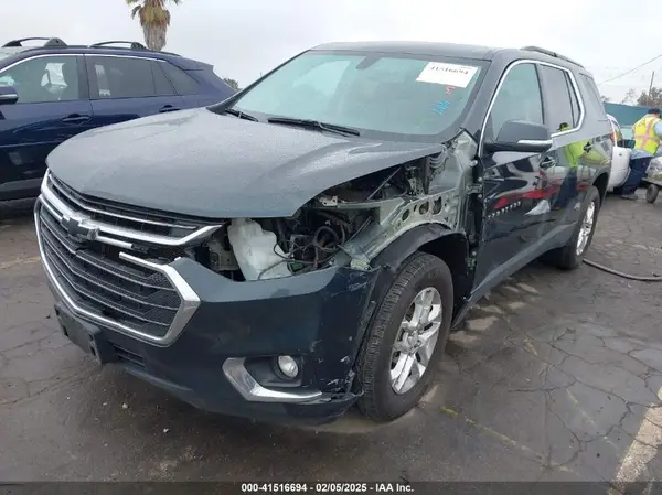 1GNERGKWXMJ121910 2021 CHEVROLET TRAVERSE - Image 2