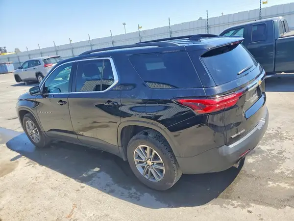 1GNERGKWXPJ158086 2023 CHEVROLET TRAVERSE - Image 2