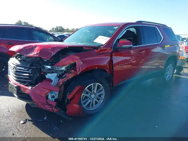1GNERGKWXPJ321884 2023 CHEVROLET TRAVERSE - Image 2