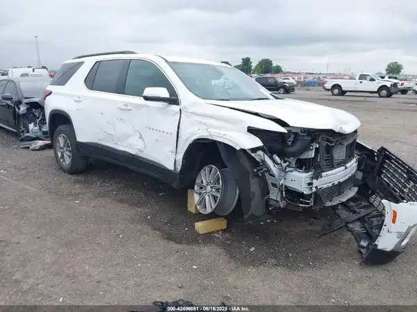 1GNERGKWXPJ331072 2023 CHEVROLET TRAVERSE - Image 1