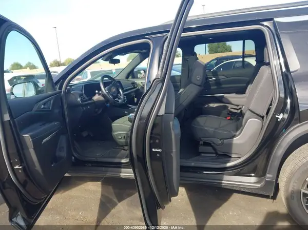 1GNERGRS0SJ149294 2025 CHEVROLET TRAVERSE - Image 8