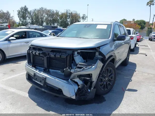 1GNERGRS0SJ160506 2025 CHEVROLET TRAVERSE - Image 2