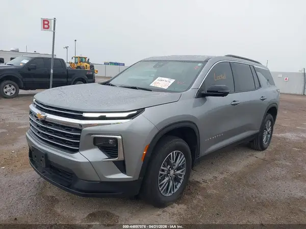 1GNERGRS0SJ206674 2025 CHEVROLET TRAVERSE - Image 2