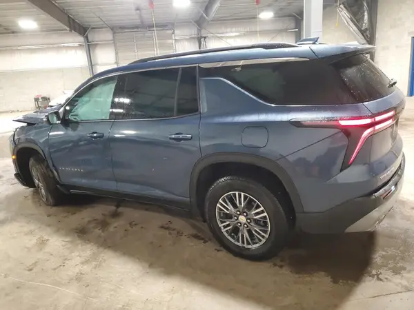 1GNERGRS2SJ129404 2025 CHEVROLET TRAVERSE - Image 2