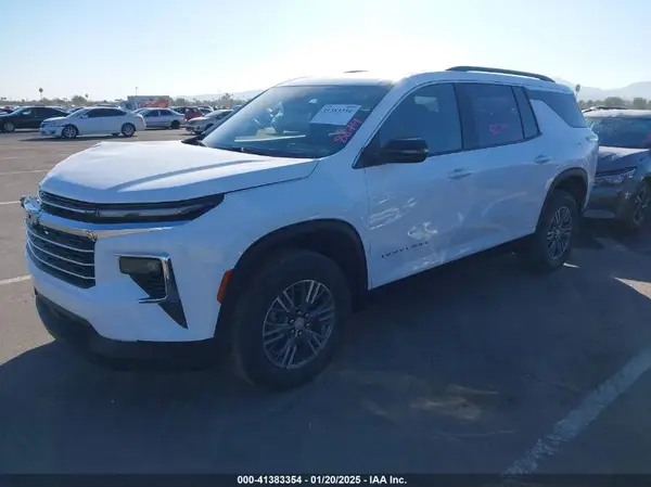 1GNERGRS2SJ156893 2025 CHEVROLET TRAVERSE - Image 2