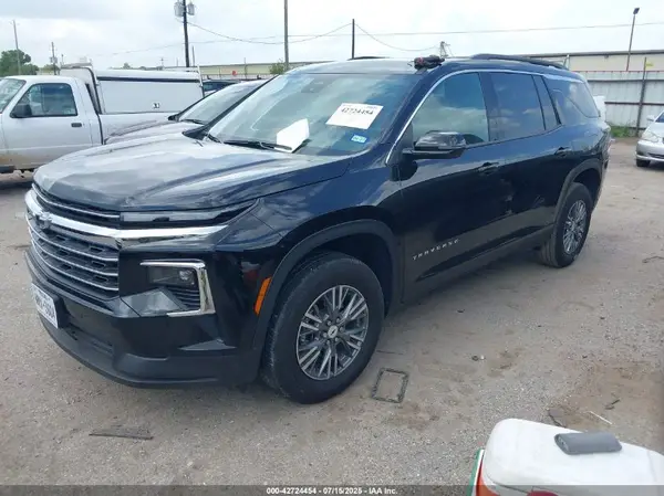 1GNERGRS2SJ228854 2025 CHEVROLET TRAVERSE - Image 2