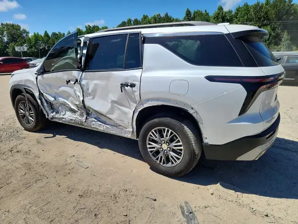 1GNERGRS2SJ248425 2025 CHEVROLET TRAVERSE - Image 2