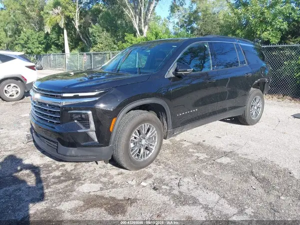 1GNERGRS2SJ250689 2025 CHEVROLET TRAVERSE - Image 2