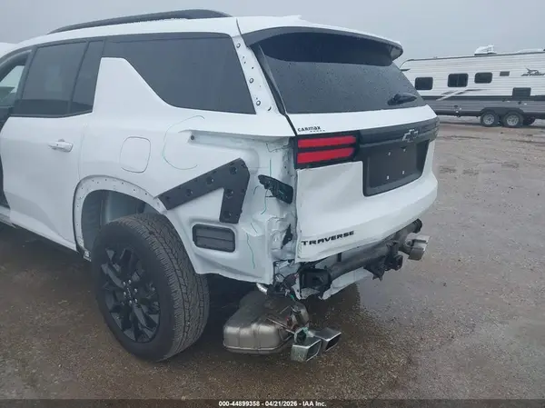 2025 CHEVROLET TRAVERSE auction photo 6