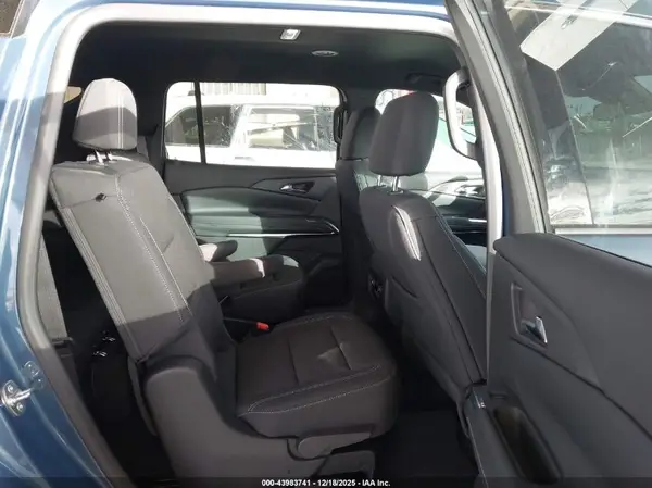 1GNERGRS2SJ279979 2025 CHEVROLET TRAVERSE - Image 8