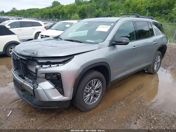 1GNERGRS2SJ300409 2025 CHEVROLET TRAVERSE - Image 2