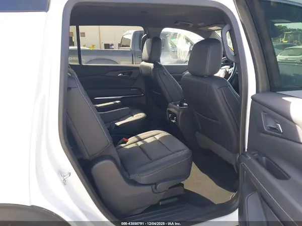 1GNERGRS3SJ146244 2025 CHEVROLET TRAVERSE - Image 8