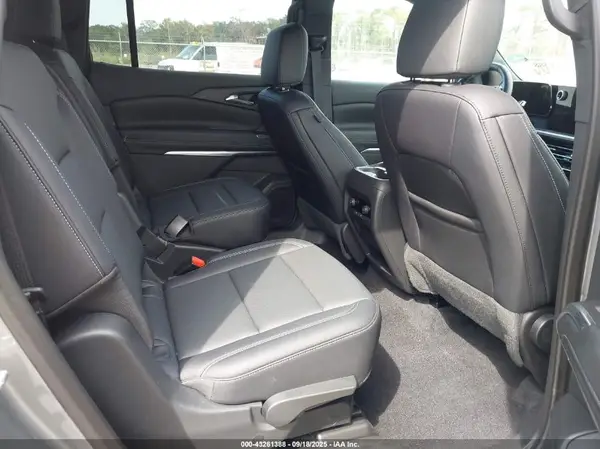 1GNERGRS3SJ164582 2025 CHEVROLET TRAVERSE - Image 8