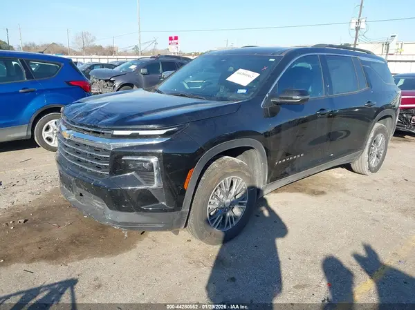 1GNERGRS3SJ206118 2025 CHEVROLET TRAVERSE - Image 2