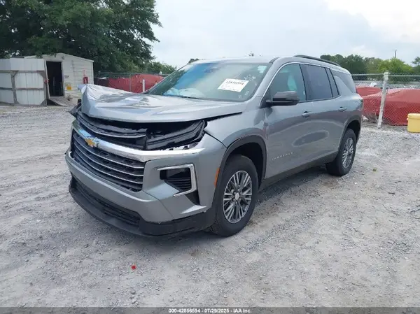 1GNERGRS4SJ158614 2025 CHEVROLET TRAVERSE - Image 2