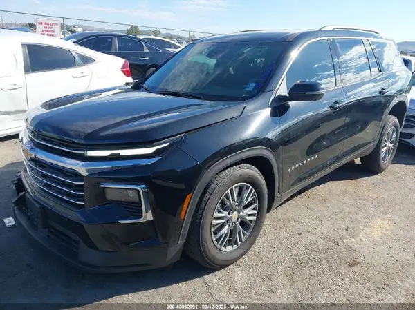 1GNERGRS4SJ295262 2025 CHEVROLET TRAVERSE - Image 2