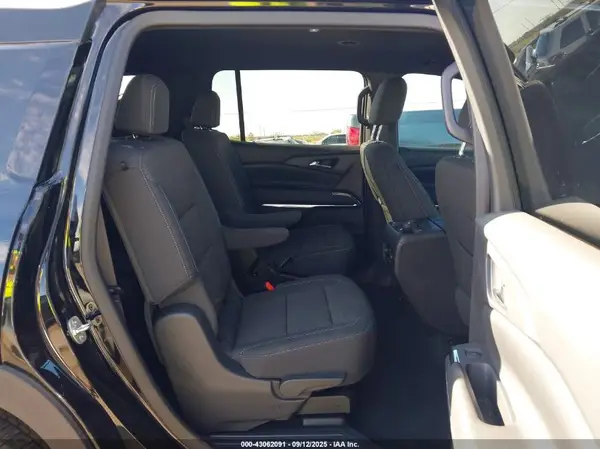 1GNERGRS4SJ295262 2025 CHEVROLET TRAVERSE - Image 8