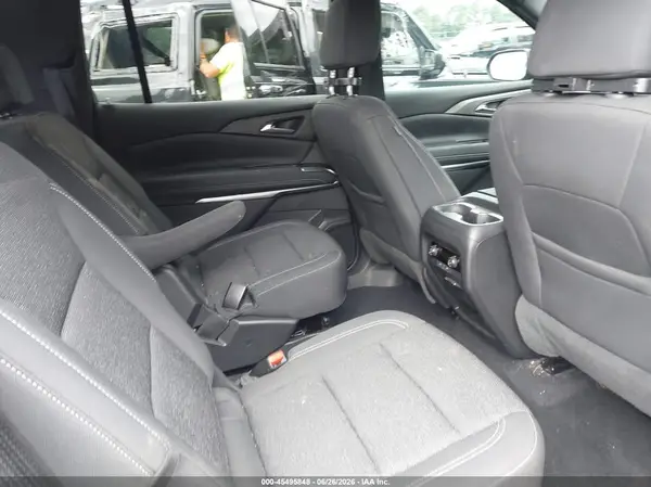 1GNERGRS5SJ223566 2025 CHEVROLET TRAVERSE - Image 8