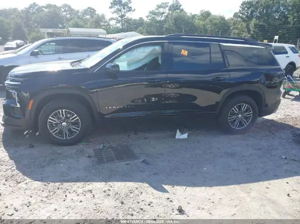 1GNERGRS5SJ230050 2025 CHEVROLET TRAVERSE - Image 2