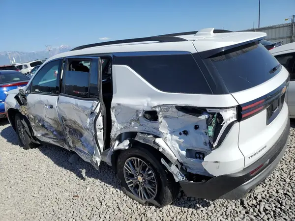 1GNERGRS6SJ167346 2025 CHEVROLET TRAVERSE - Image 2
