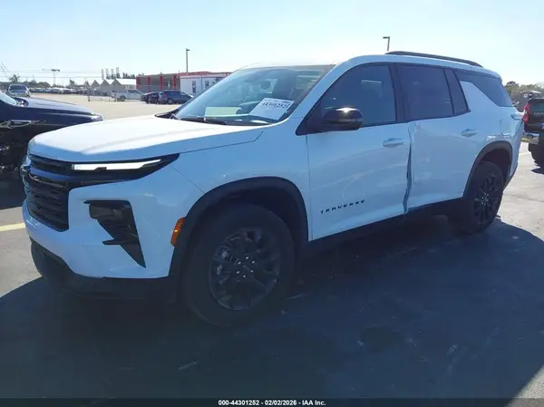 1GNERGRS6SJ275109 2025 CHEVROLET TRAVERSE - Image 2