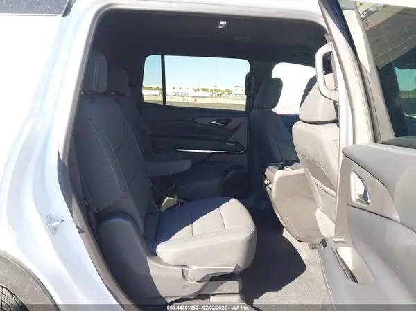 1GNERGRS6SJ275109 2025 CHEVROLET TRAVERSE - Image 8