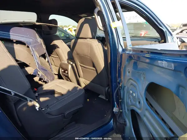 1GNERGRS7SJ250641 2025 CHEVROLET TRAVERSE - Image 8