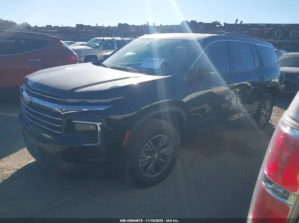 1GNERGRS8SJ239065 2025 CHEVROLET TRAVERSE - Image 2