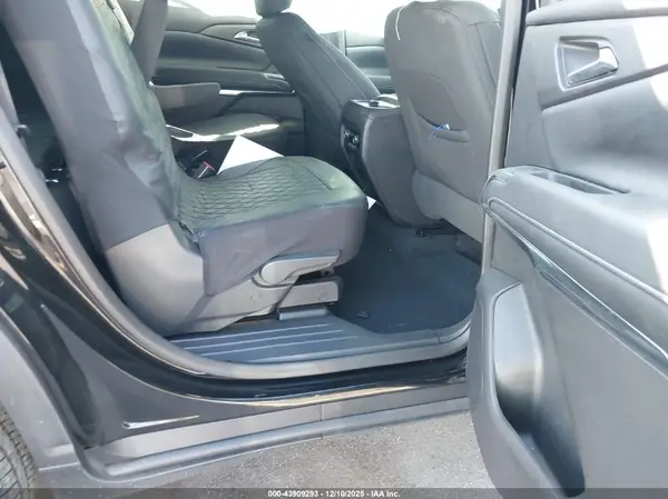 1GNERGRS8SJ259039 2025 CHEVROLET TRAVERSE - Image 8