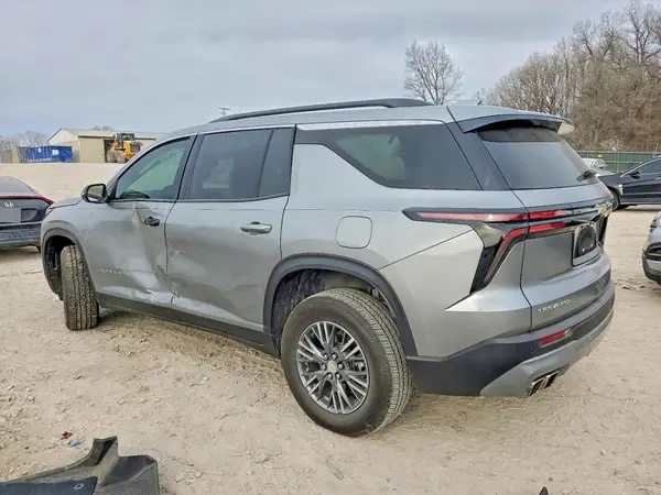 1GNERGRS9SJ211369 2025 CHEVROLET TRAVERSE - Image 2