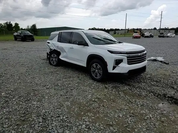 1GNERGRSXSJ209520 2025 CHEVROLET TRAVERSE - Image 2