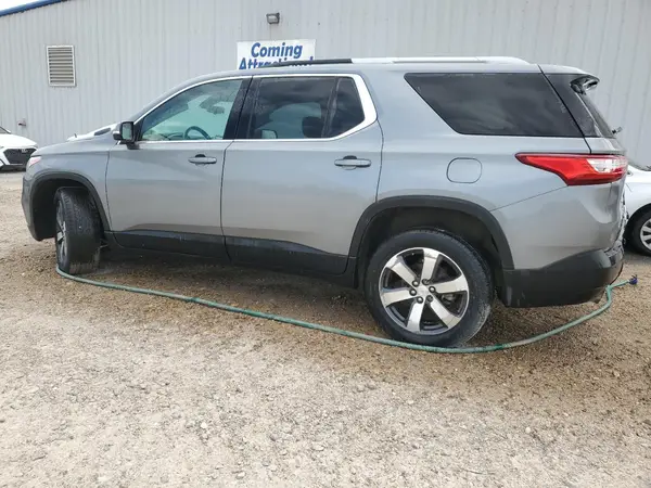 1GNERHKW0JJ146106 2018 CHEVROLET TRAVERSE - Image 2