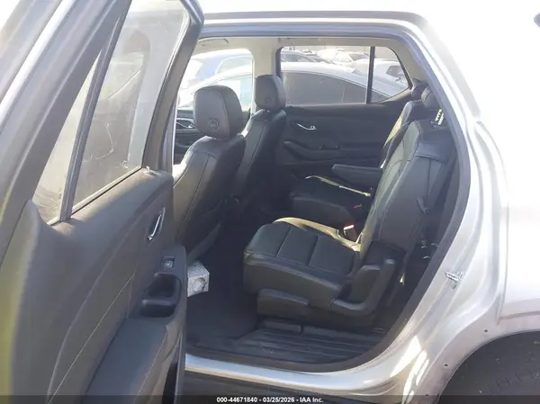 1GNERHKW0JJ199534 2018 CHEVROLET TRAVERSE - Image 8