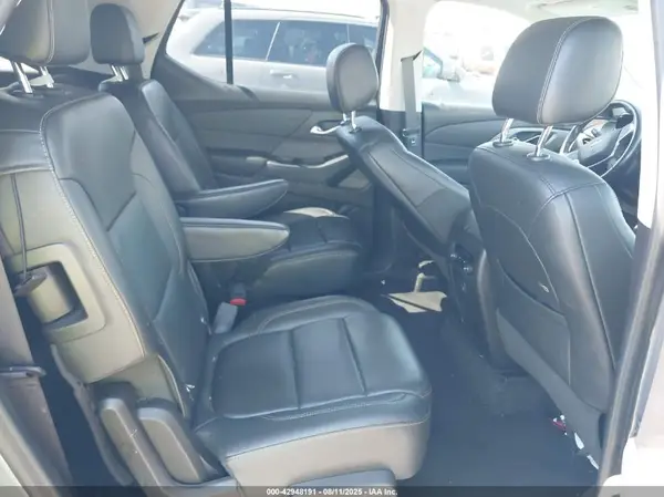 1GNERHKW0KJ195937 2019 CHEVROLET TRAVERSE - Image 8
