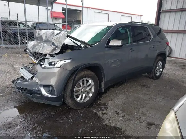 1GNERHKW0KJ212185 2019 CHEVROLET TRAVERSE - Image 2