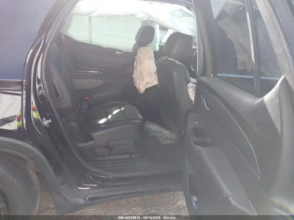1GNERHKW0LJ125677 2020 CHEVROLET TRAVERSE - Image 7