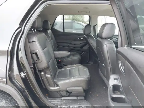 1GNERHKW0MJ218426 2021 CHEVROLET TRAVERSE - Image 8
